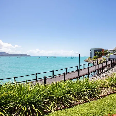 By The Sea Shore With Pool Airlie Beach Exterior photo